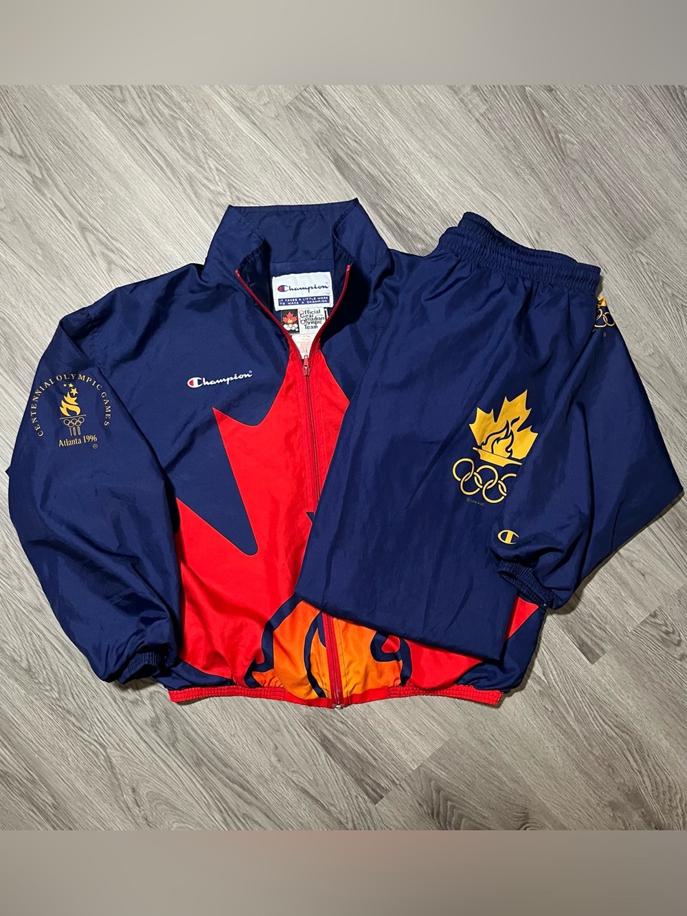 90s Canada Olympics Champion track suit windbreaker zip up Atlanta 1996 mens M